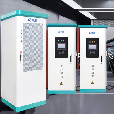 Punti di ricarica per auto elettriche da 600KW EV Tipo a pantografo diviso raffreddato a liquido