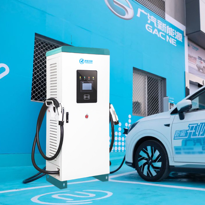 160KW Fast DC EV Caricabatteria da auto EV Stazione di ricarica Caricabatterie EV Mucchi